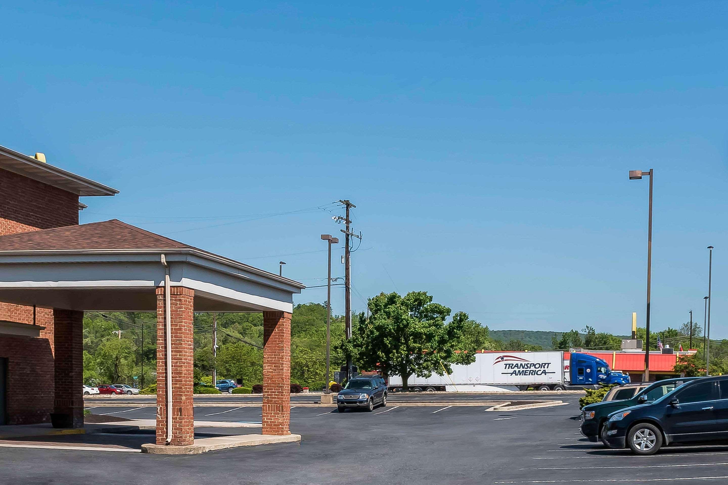 Comfort Inn Pine Grove I-81 Hershey Area Exteriör bild